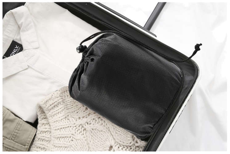 Poduszka podróżna 3D - obrazek 2