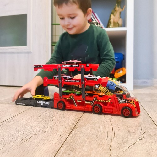 Zestaw ciężarówka TIR z 6 autami 22515 - obrazek 9